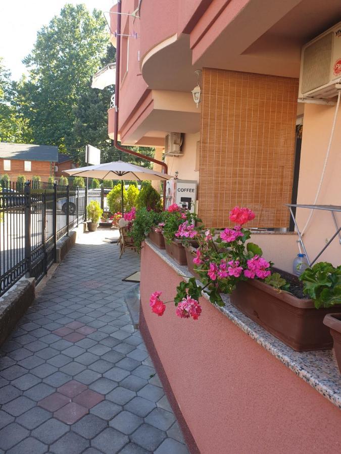 Villa & Apartments Antigona Ohrid Exterior photo