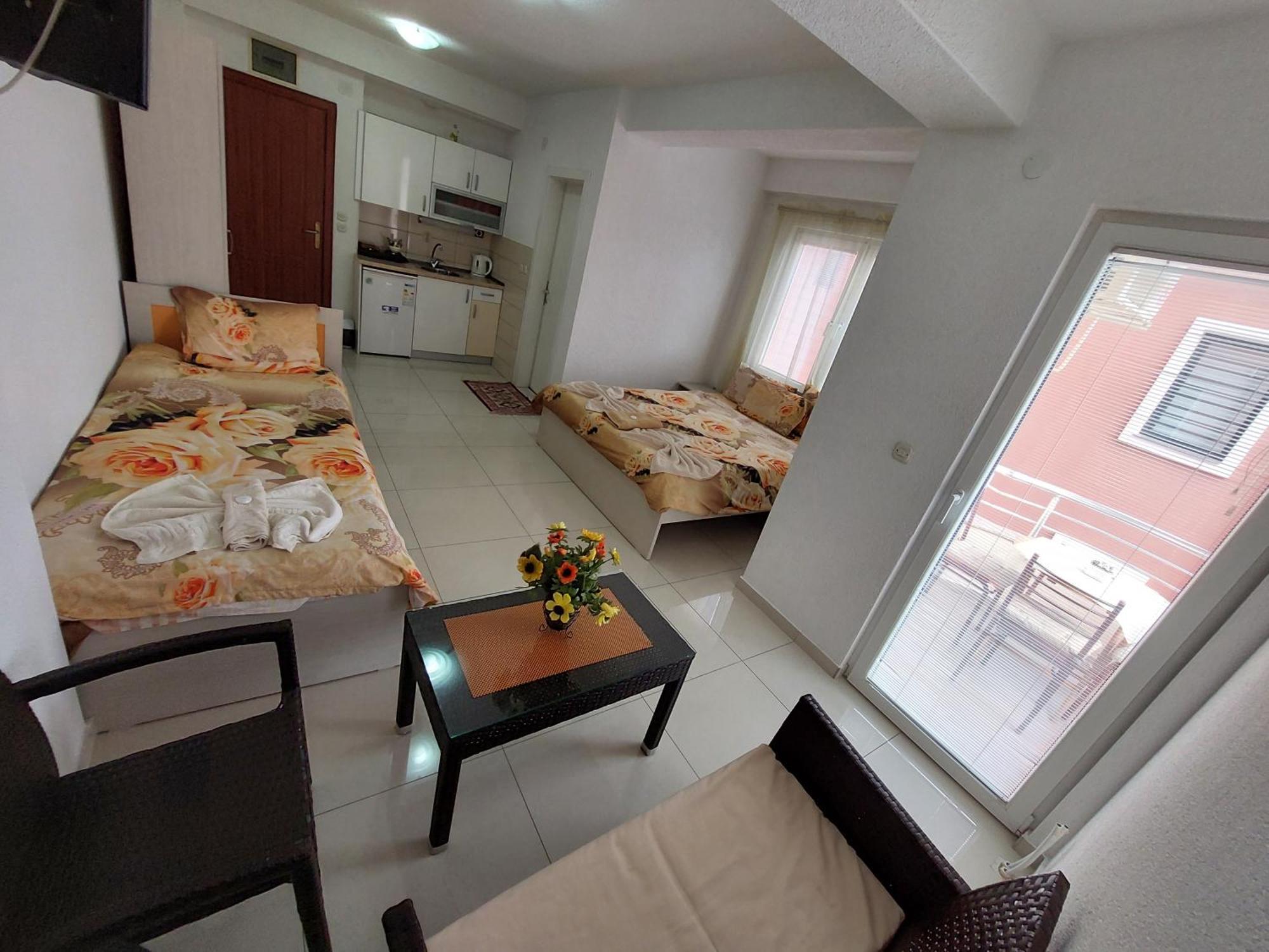 Villa & Apartments Antigona Ohrid Exterior photo